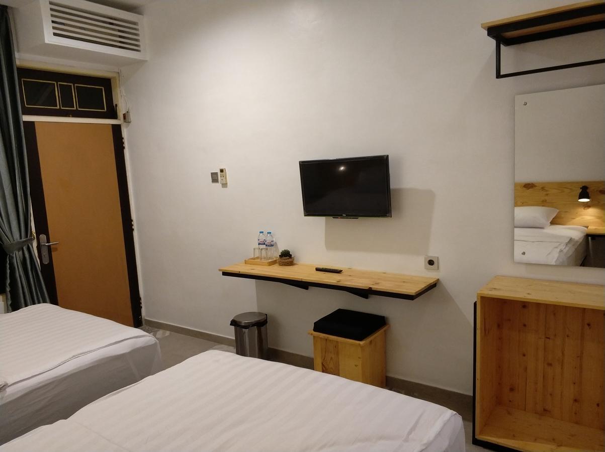 Diaga Grha Hotel Yogyakarta Exterior foto